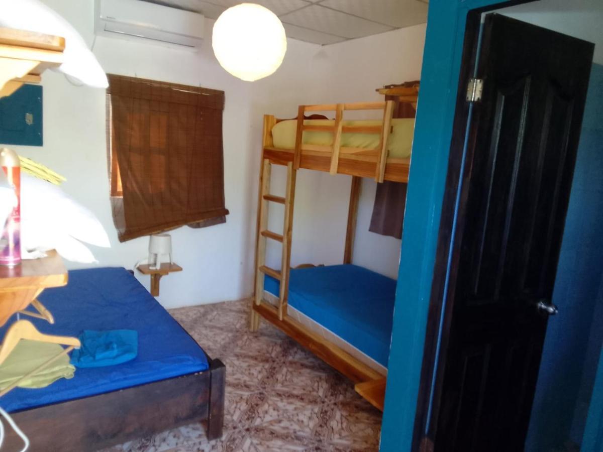 Hostal Y Restaurante Los Tecales La Coca Eksteriør billede
